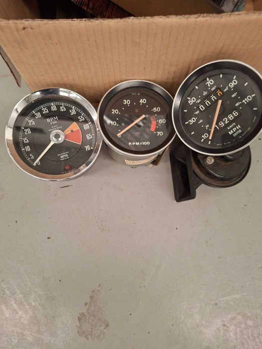 Manómetros Smiths ex MGB GT
