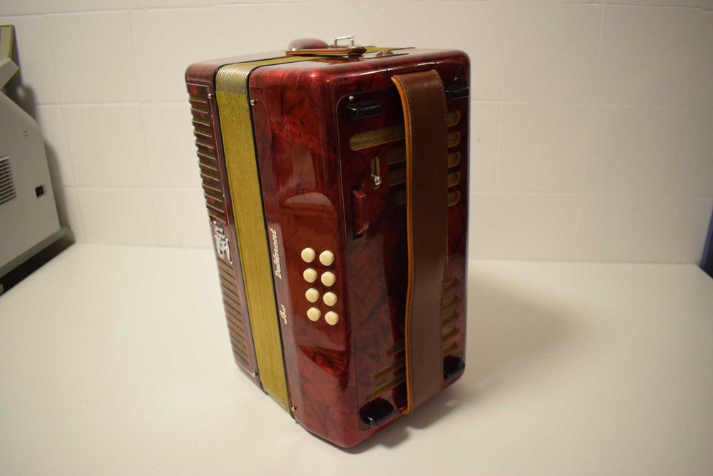 Concertina Tell  4 Voz La Re