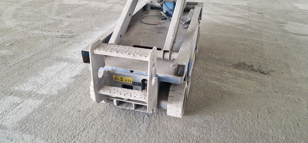 GENIE 1932 Elevatória elétrica Tesoura