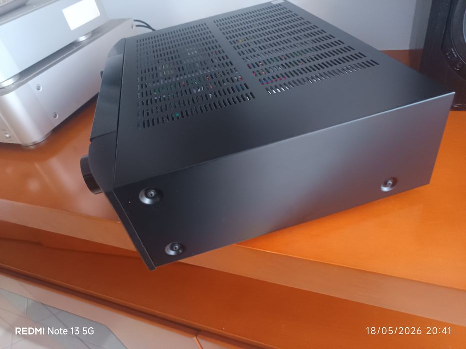 Amplificador Marantz PM 7005