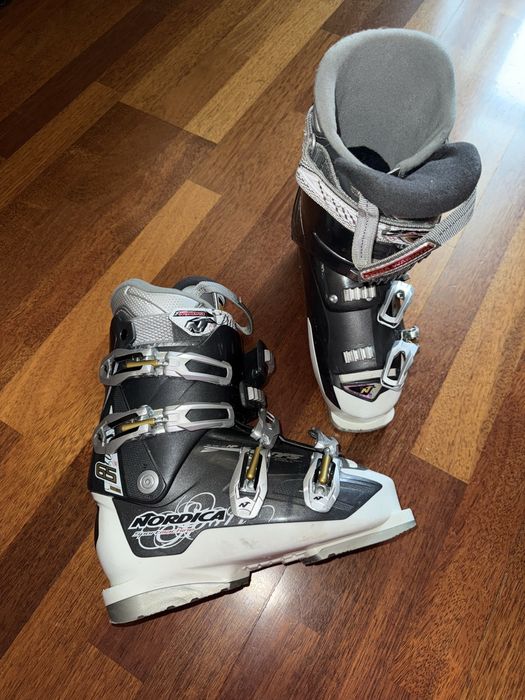 Лыжные ботинки Nordica 24.0 см