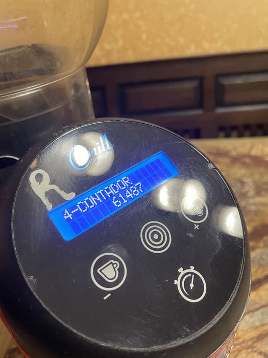 Кавомолка Cunill, професійна