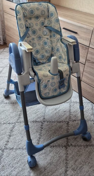 Годувальний столик