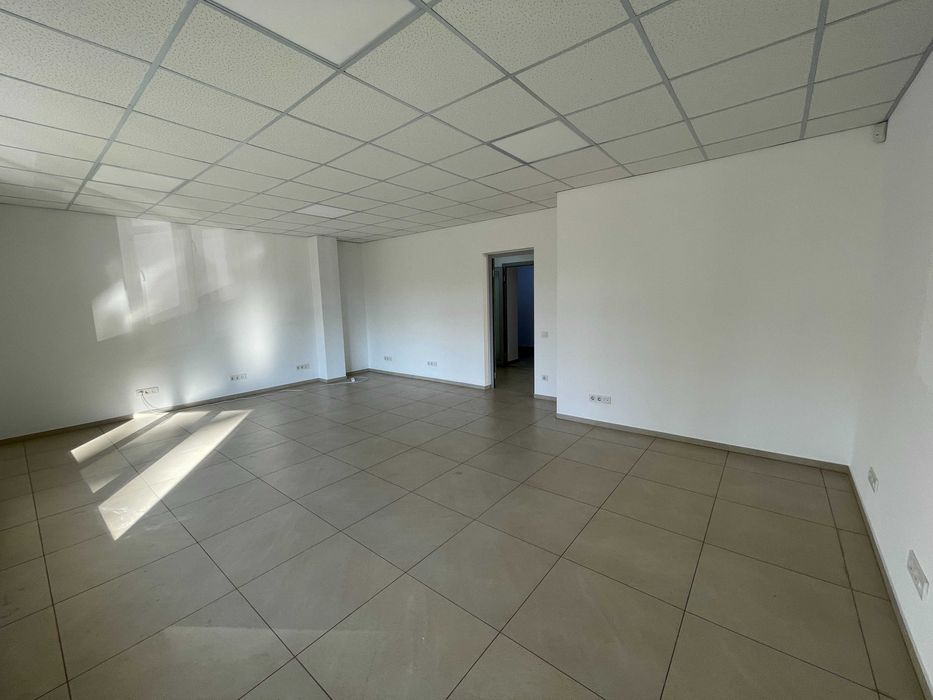 Приміщення під офіс на Митниці