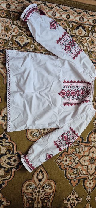 Вишиванка з Закарпаття. Вишиванка нитками