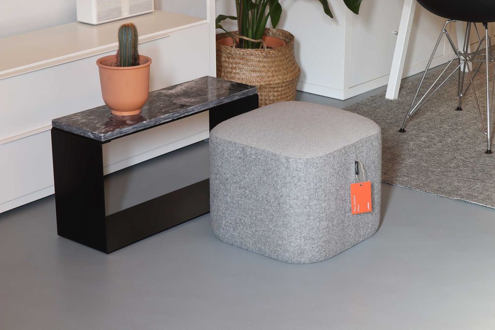 Puff Santa Cruz - Cinza Claro