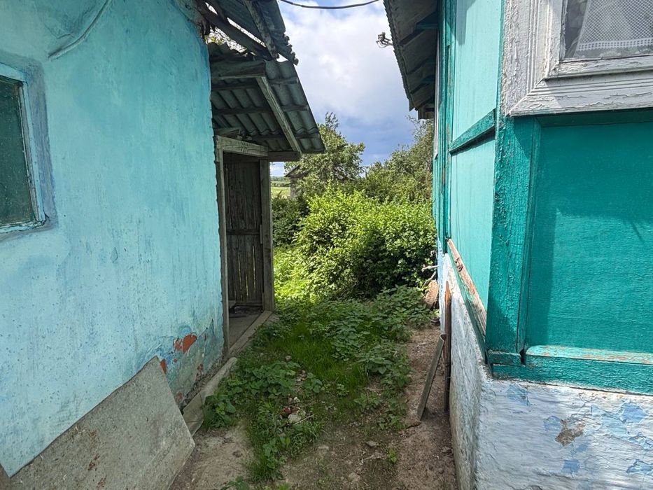 Будинок біля села Верхівці(в селі Рогізно) Самбірський район міста Львова