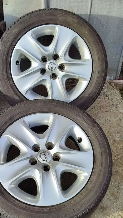 Диски з колесами ЛІТО Opel Zafira 5/110/16 структурні з ковпаками