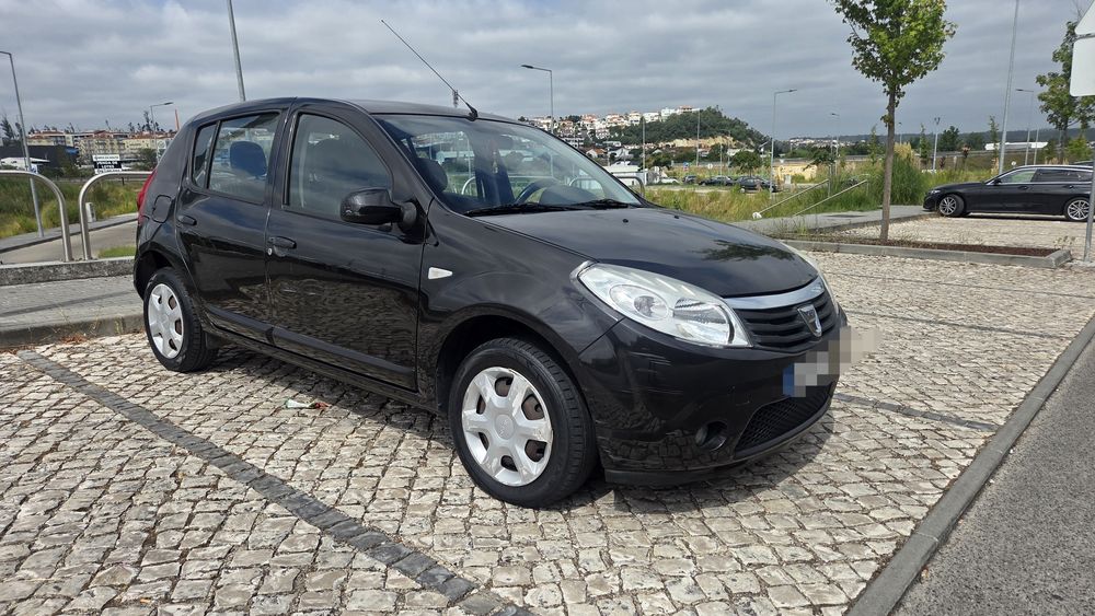 Dacia Sandero 1.2 16 v  75cv
