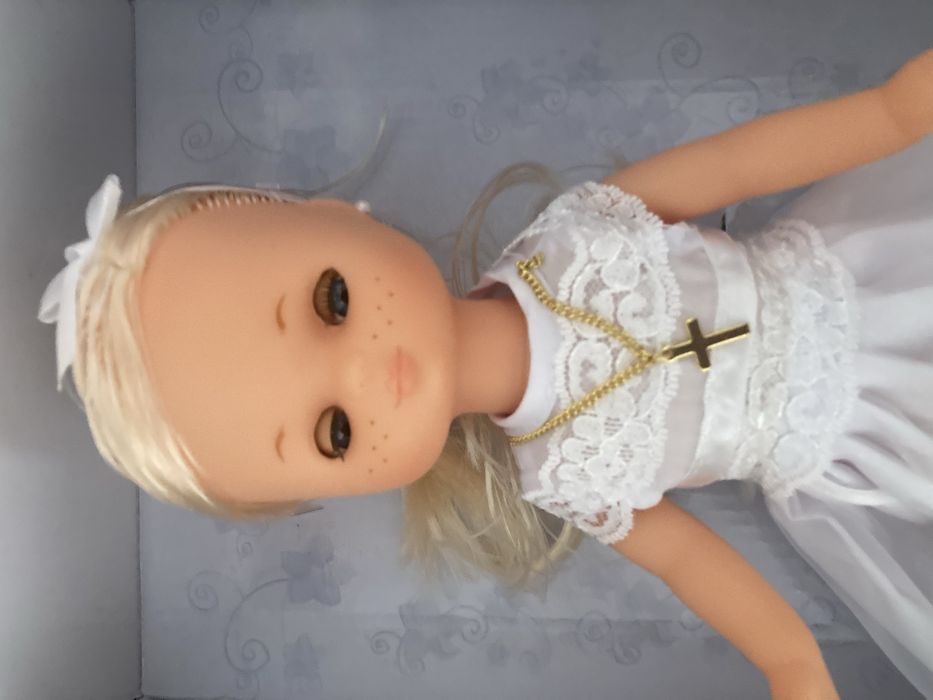 Boneca lesley 1 a comunhao