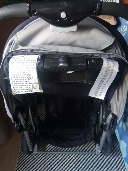 Vendo carrinho e cadeiras auto de bebé