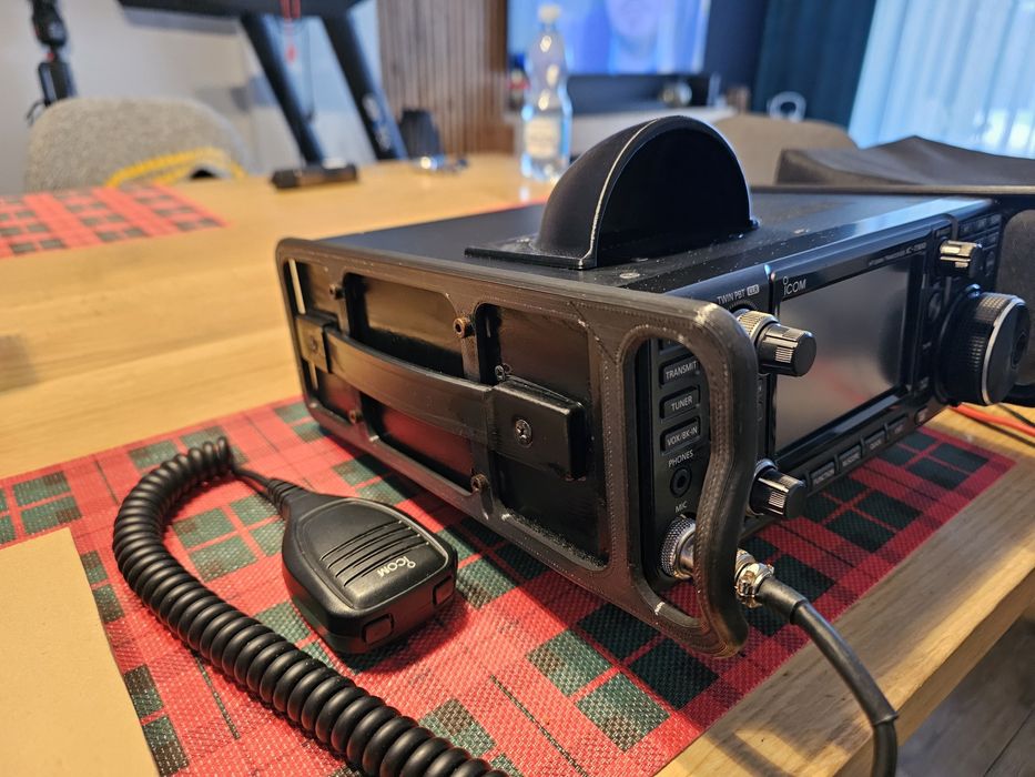 Icom IC-7300. Zestaw igła Gratis! Oferta wazna do 31.01.2026r!