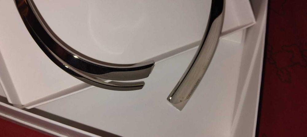 Colar Calvin Klein em aço