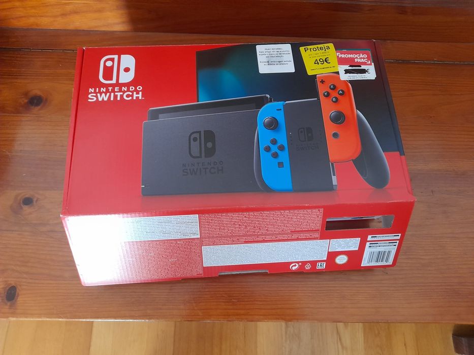 Nintendo com embalagens e caixa. Usada mas está como nova