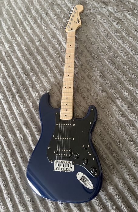 Електрогітара Fender Squier Sonic Stratocaster HSS (Midnight Blue)