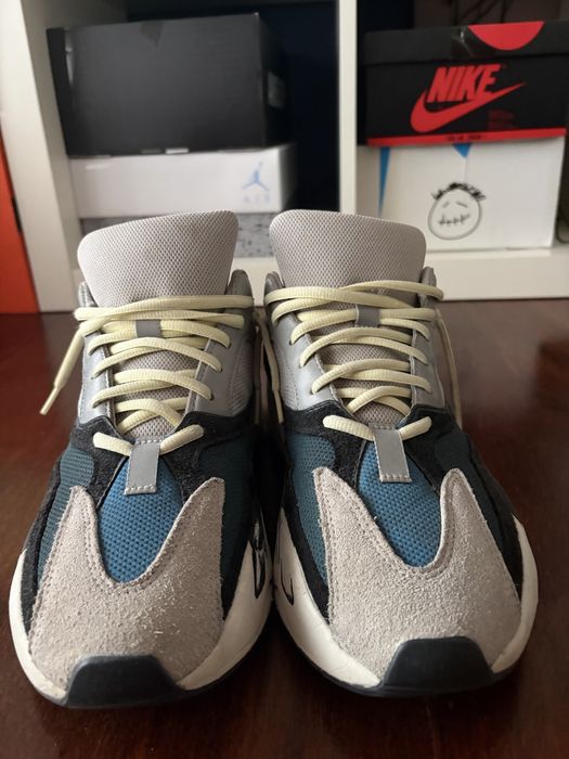 Yeezy 700 [EU 44]