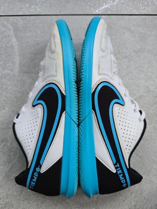 Buty piłkarskie Nike Tiempo Legend 9 Club rozm. 42,5