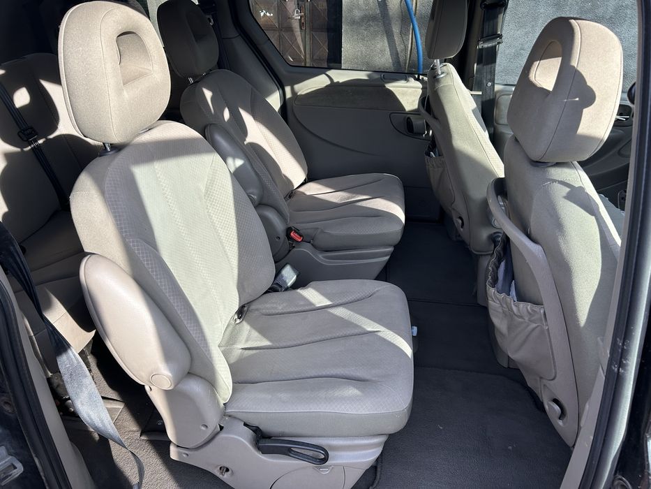Chrysler Voyager  LX  CRD p2007