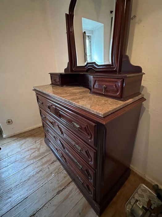 Quarto de casal em madeira