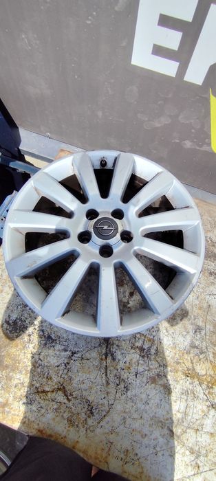 Opel Signum Vectra C felgi aluminiowe 18 5x110 ET45 7.5Jx18