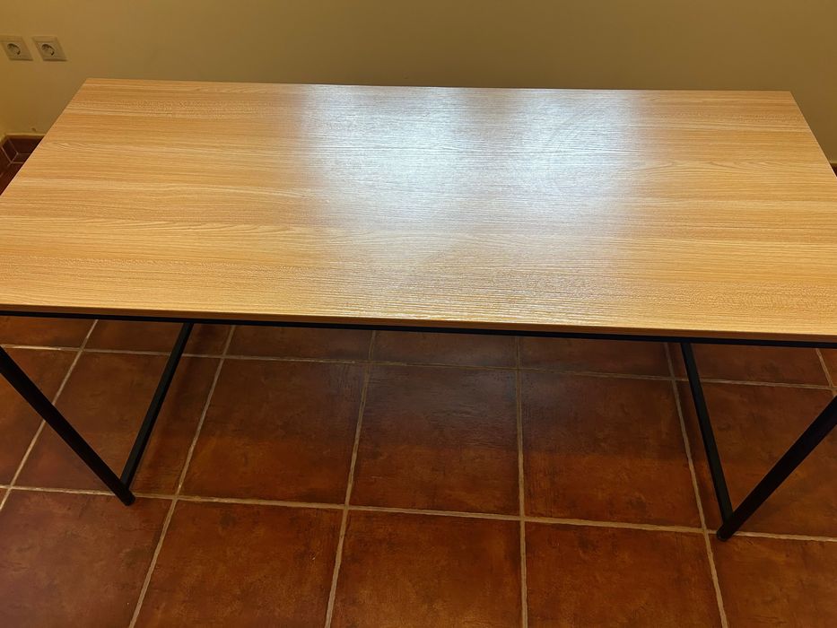 Mesa de escritório Dek