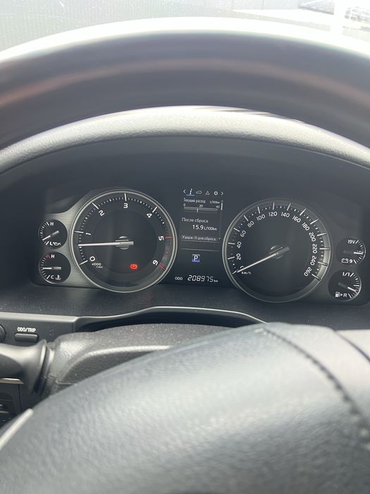 Toyota Land Cruiser 200