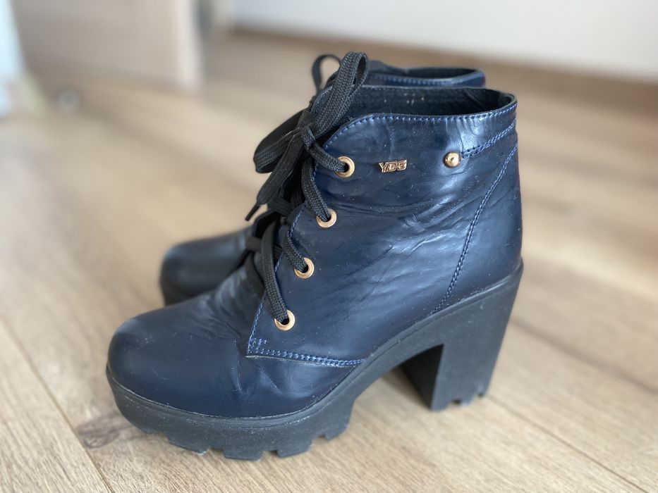 Черевики жіночі весняні