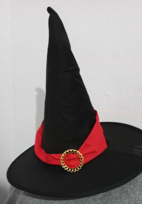 Disfarce de bruxa para carnaval
