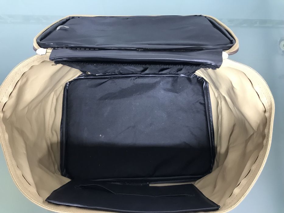 Bolsa necessaire Avon