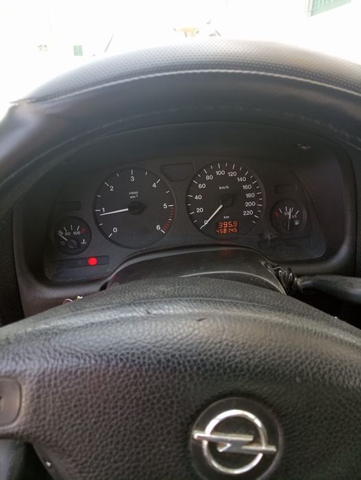 Opel astra comercial