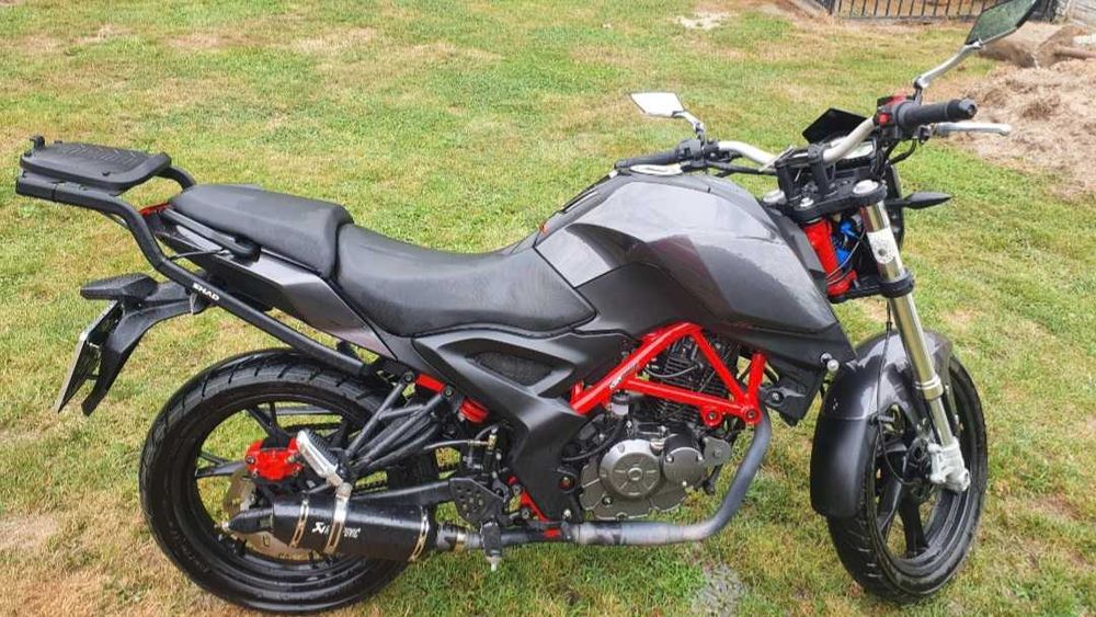 Motocykl KSR Moto GRS 125.