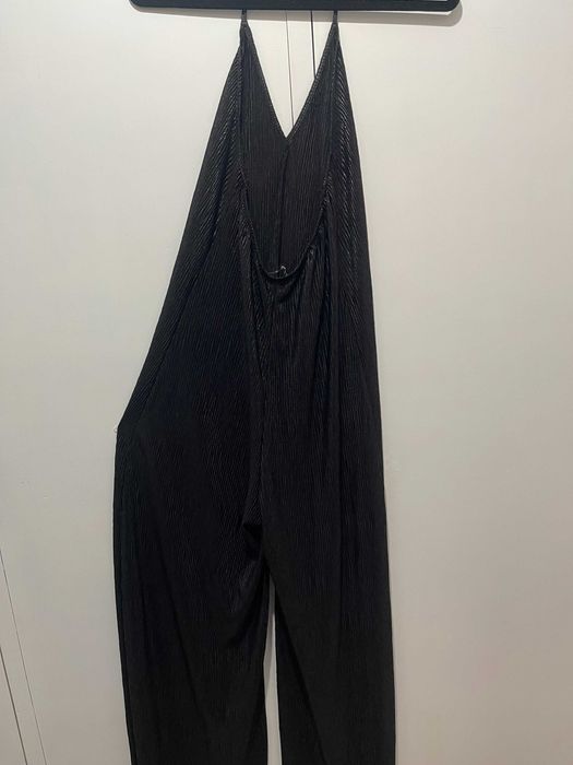 Macacão Plissado Zara Black Halter Neck Jumpsuit M