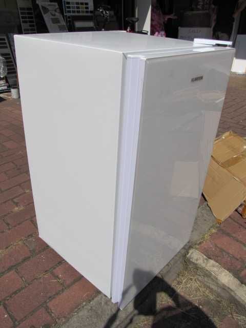 Lodówka zamrażalnik chłodziarka 90L szklany front biała Klarstein