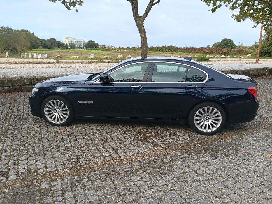 Vendo BMW 730 d impecável