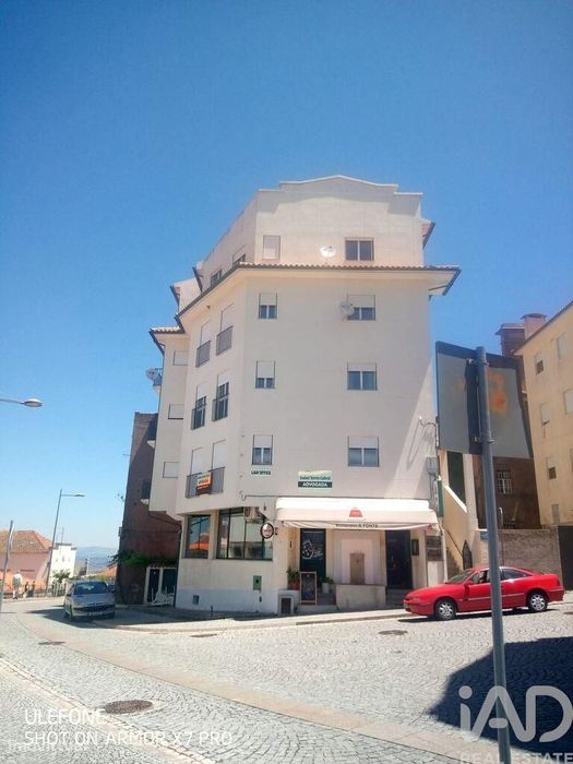 Prédio T12 em Gouveia de 638,00 m2