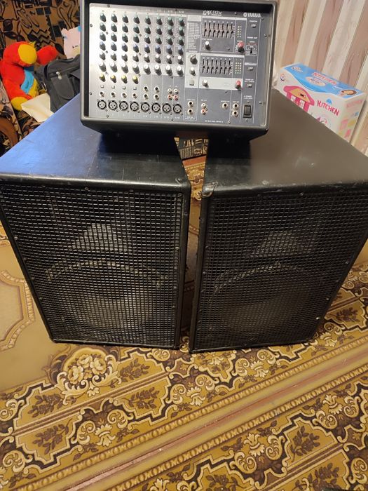 Продам музичну Акустику в дуже гарному стані,