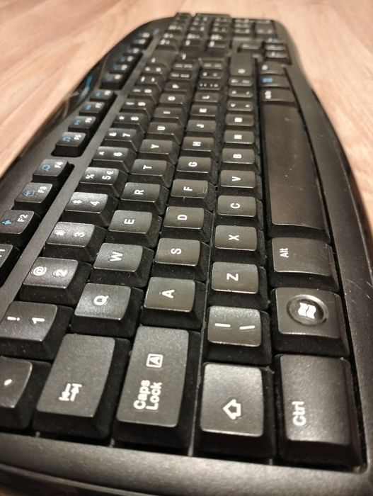 Bezprzewodowa klawiatura Logitech