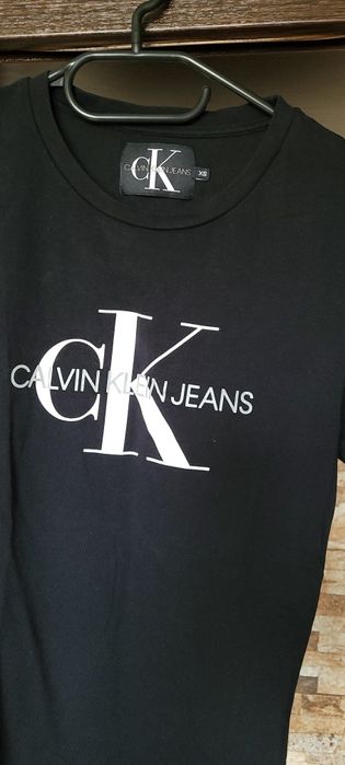 Oryginalna czarna damska koszulka t-shirt Calvin Klein Xs