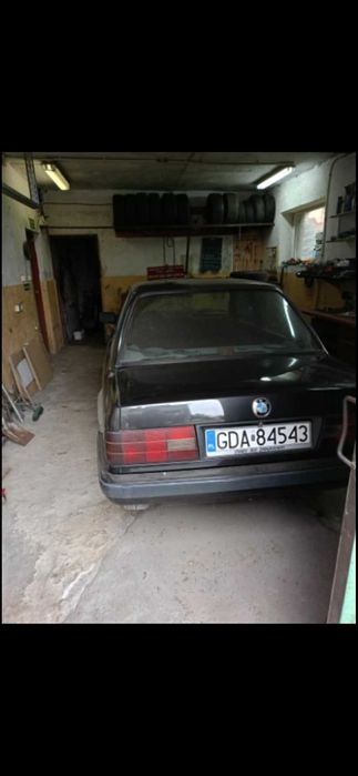 BMW seria 3 E30 320i
