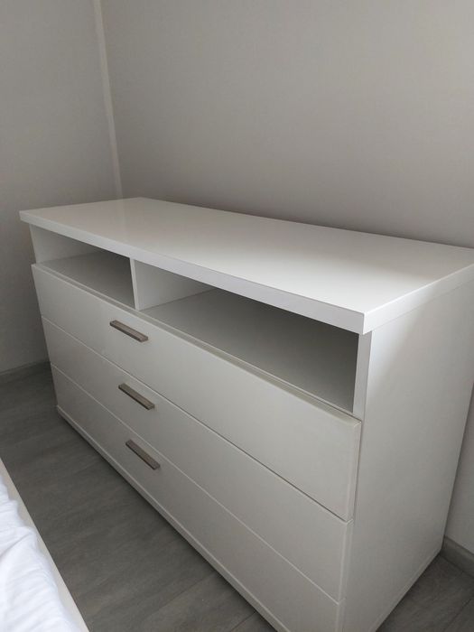 Sprzedam komplet mebli