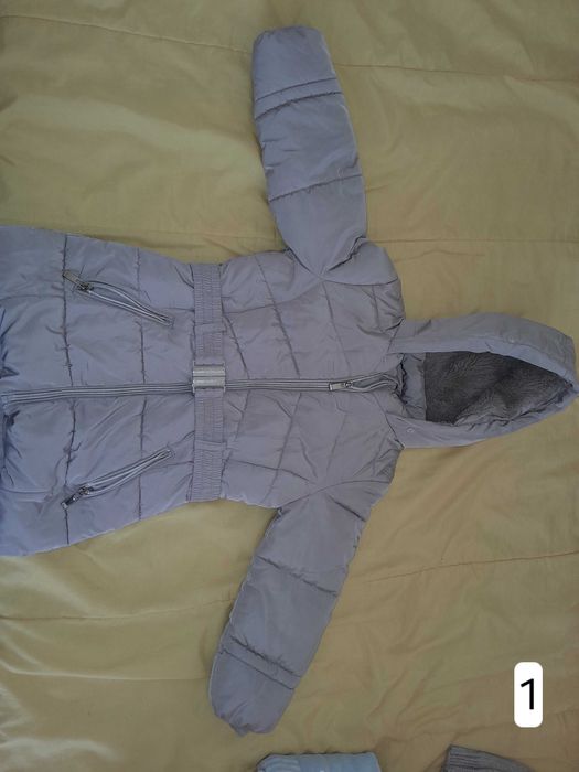 BLUSÃO C&A MENINA 4 anos - bom estado