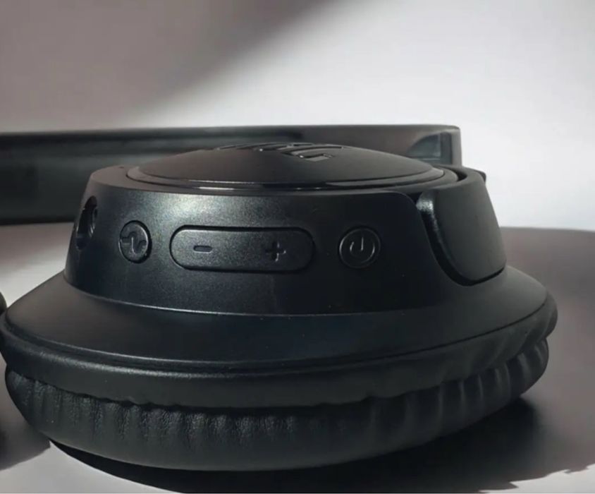 Навушники JBL Tune 710 BT Black