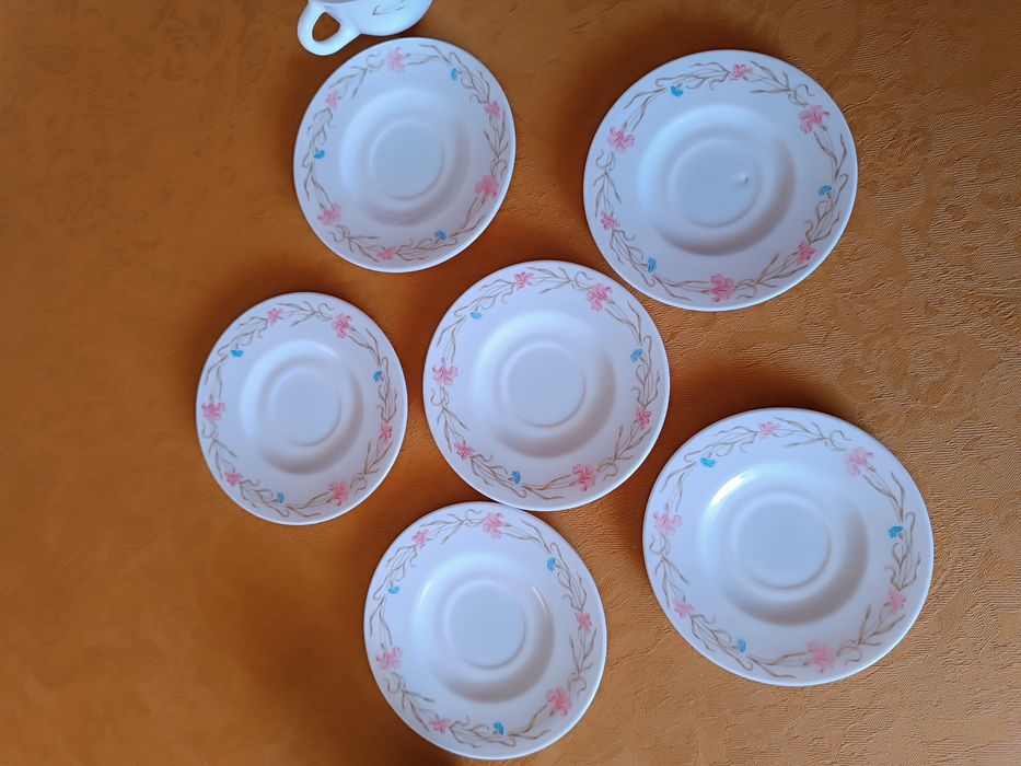 Pyrex Tea Cups428624063475886082