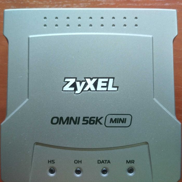 Модем телефонного інтернету ZyXEL OMNI 56K EE.