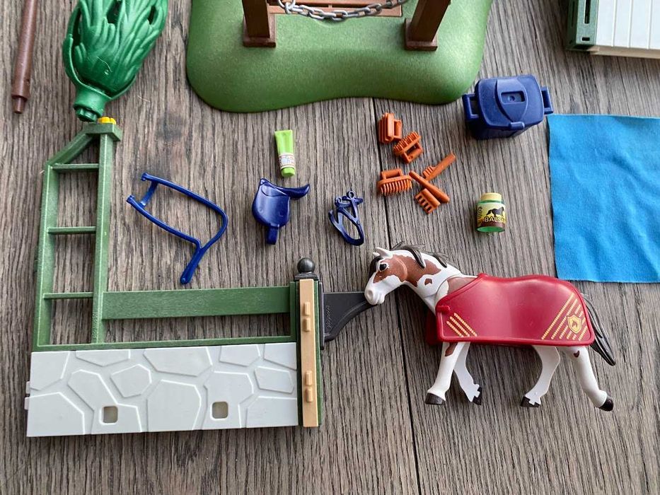 Idealny prezent na dzień dziecka - Playmobil stanowisko do mycia koni