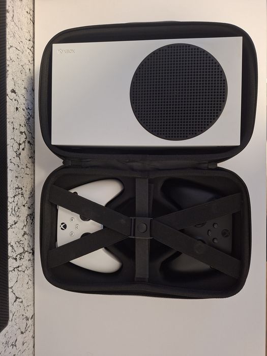 Консоль Xbox series s
