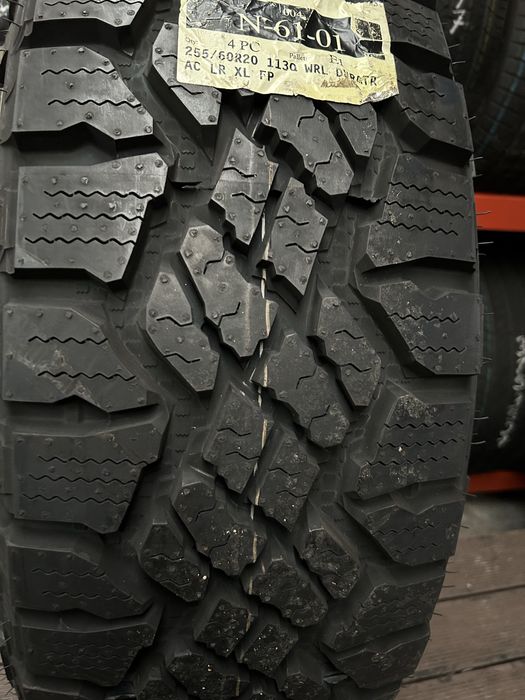 Pneu 255 / 60 R 20 Goodyear