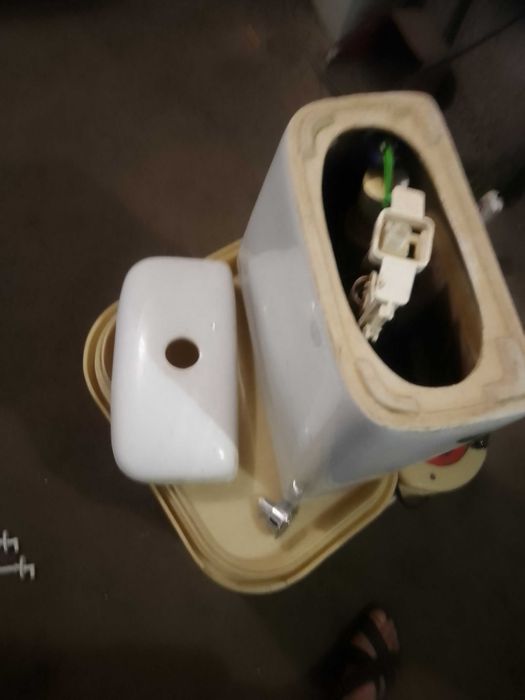 Продам Бачок от Унитаз