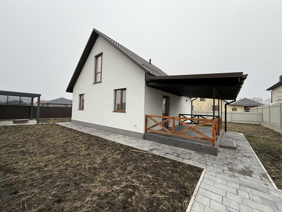 Продам будинок з ремотом