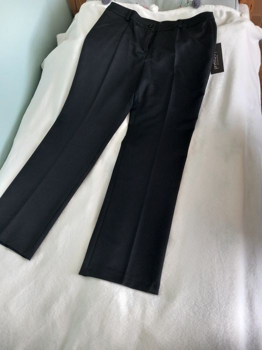 Czarne spodnirle Pretty One nowe z metką